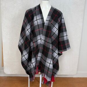 Martha Stewart Plaid Fleece Cape Shawl Old Money Fringe One Size Elegant Luxury